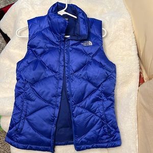 North Face women puffer small vest! NWOT!